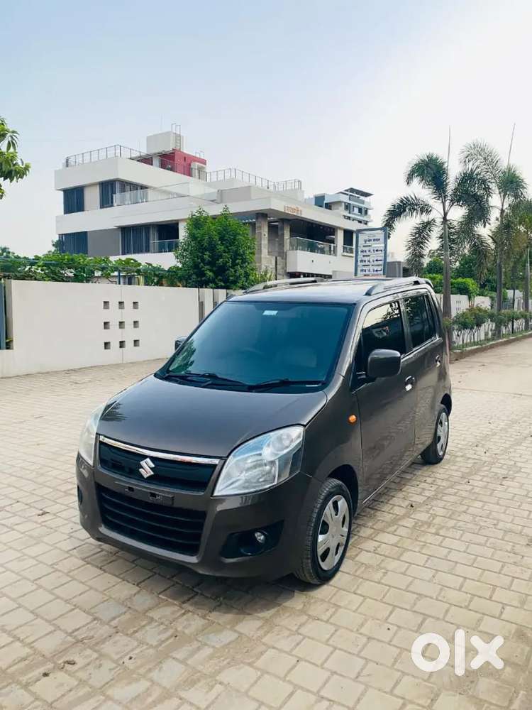 •best Condition  •offer - 3,40,000 ( Slightly Negotiable )
