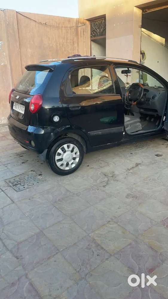 Passe Ki Jaroorat Hai