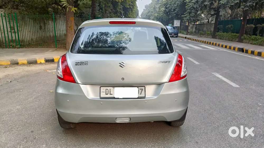 Maruti Suzuki Swift Lxi 2017 Cng