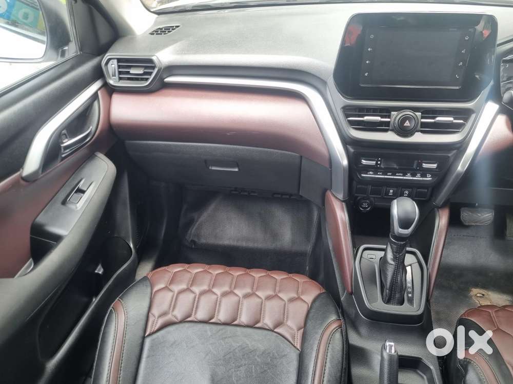 Maruti Suzuki Grand Vitara 1.5 Delta Smart Hybrid At, 2023, Petrol