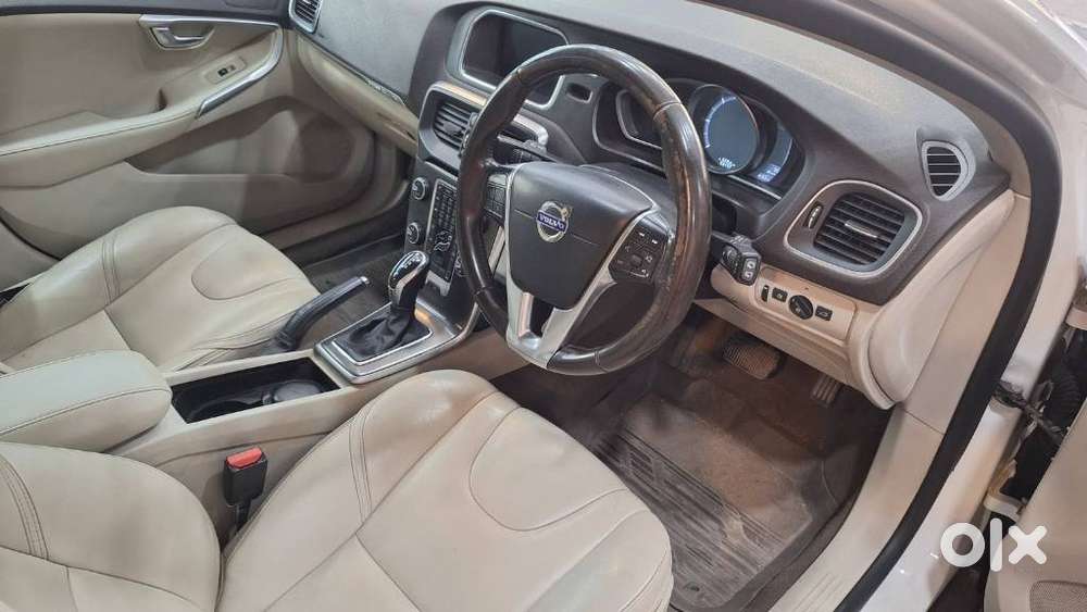 Volvo V40 Cross Country D3, 2015, Diesel