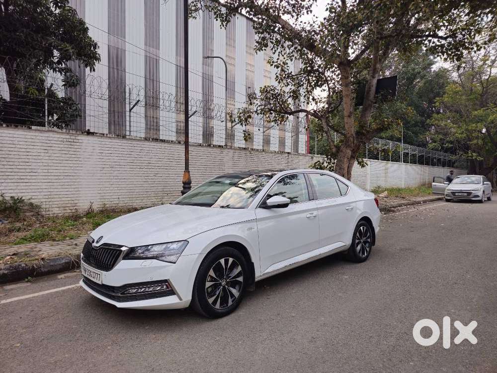 Skoda Superb 2.0 L&k Tsi At, 2020, Petrol