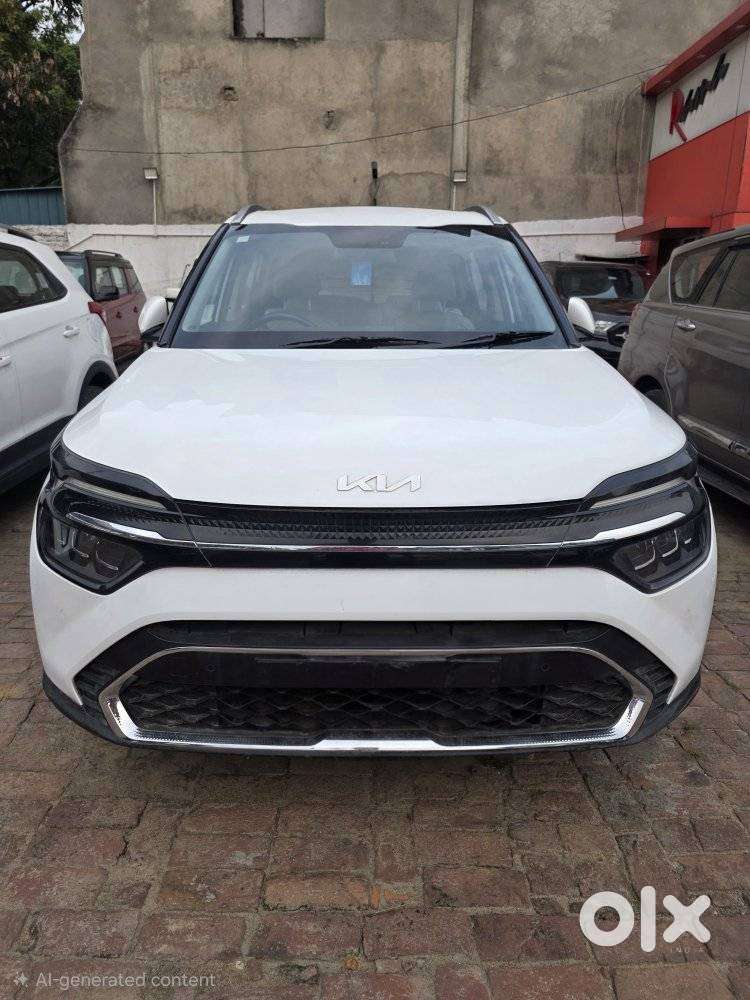 Kia Carens 1.4 Luxury Plus 6 Str, 2022, Petrol