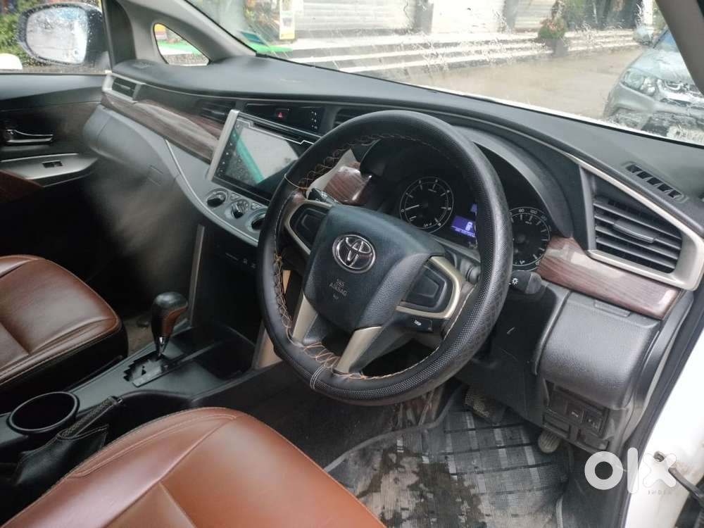 Toyota Innova Crysta 2.8 Gx At 8s, 2018, Diesel