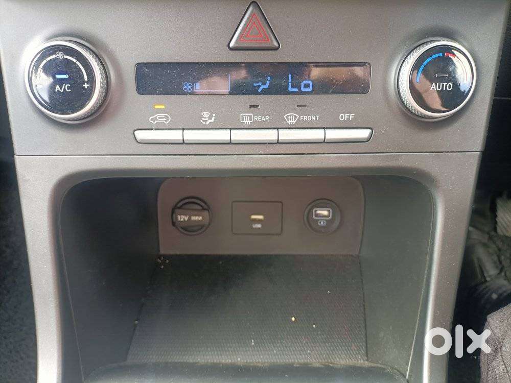 Hyundai Creta 1.5 S Plus Knight Petrol Dual Tone, 2022, Petrol