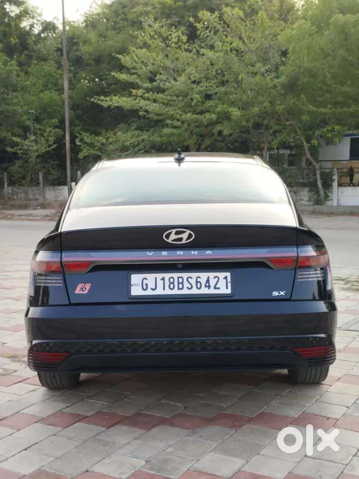Hyundai Verna 1.5 Sx (o) Vtvt, 2023, Petrol