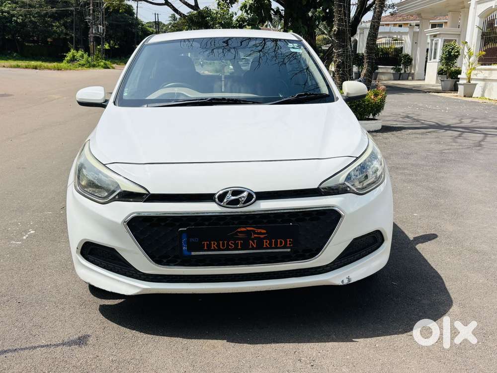 Hyundai I20 Petrol Cvt Magna Executive, 2017, Petrol