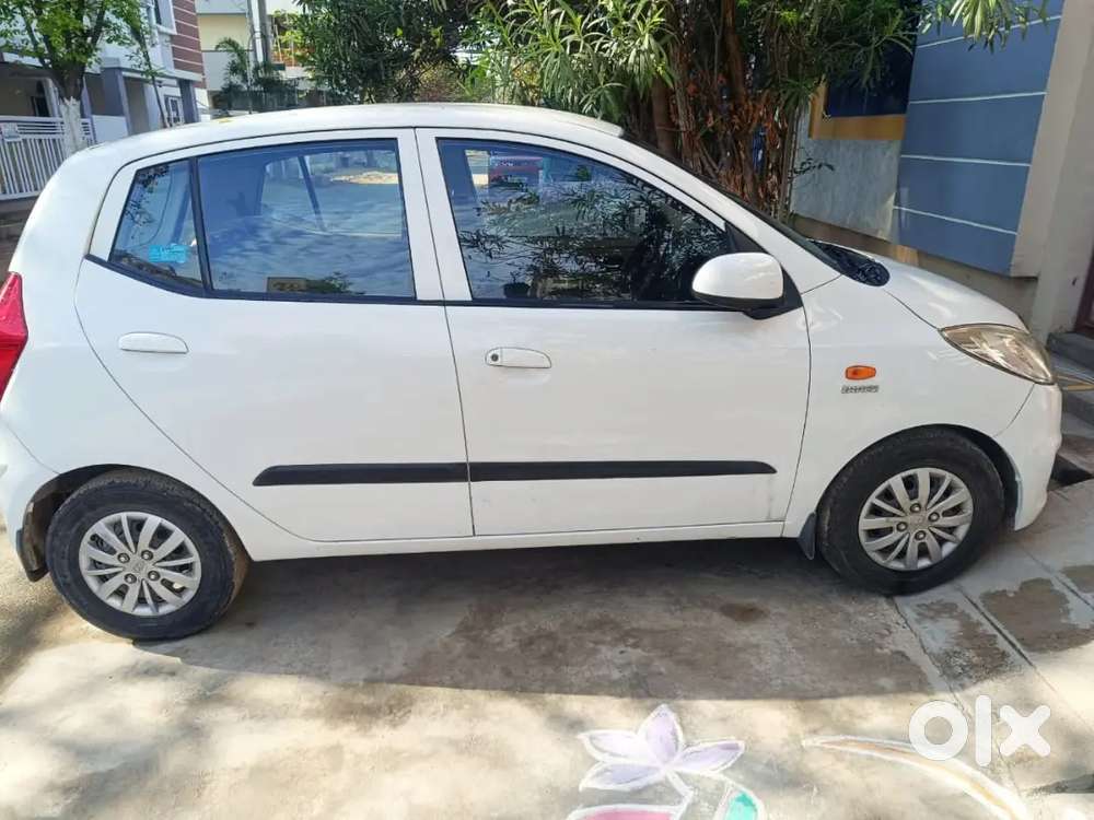 Hyundai I10 2015 Petrol 65000 Km Driven