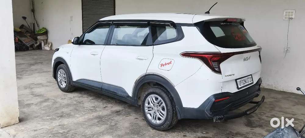 Kia Carens 1.5 Premium 2023