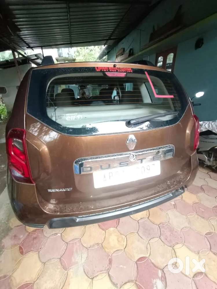 Renault Duster 2018 Petrol 30000 Km Driven