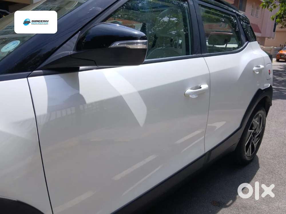 Mahindra Xuv 3xo Ax7 Diesel Mt, 2024, Diesel