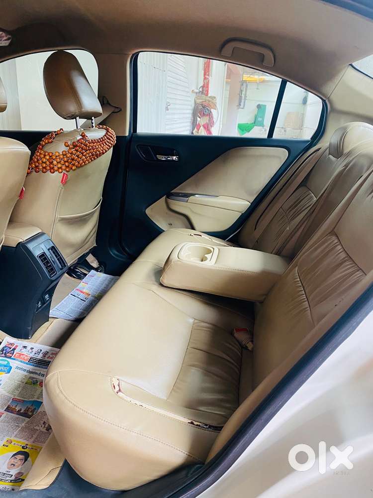 Honda City 1.5 V 2015