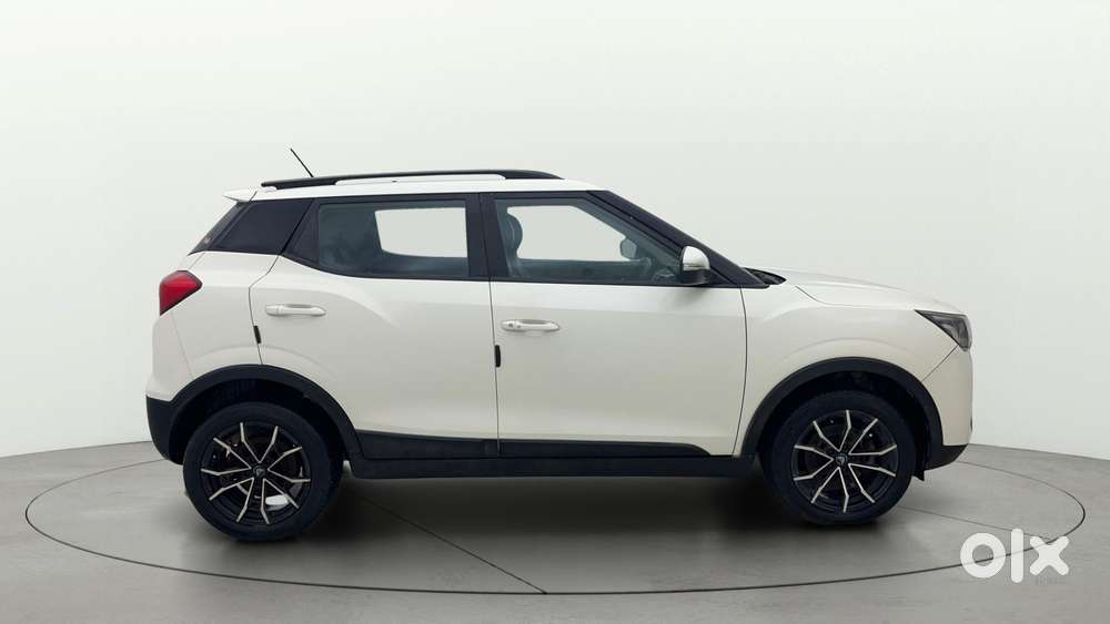 Mahindra XUV300 W8 Diesel, 2019, Diesel