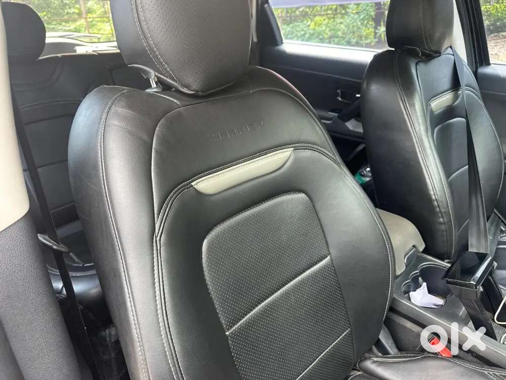 Tata Harrier Very Good Condition Sunroof Top Model