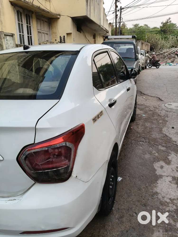 Hyundai Xcent 2016 Diesel 160000 Km Driven