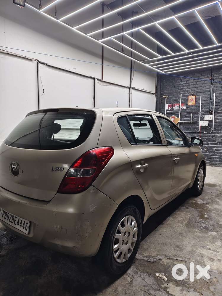 Hyundai I20 Petrol Manual 2009