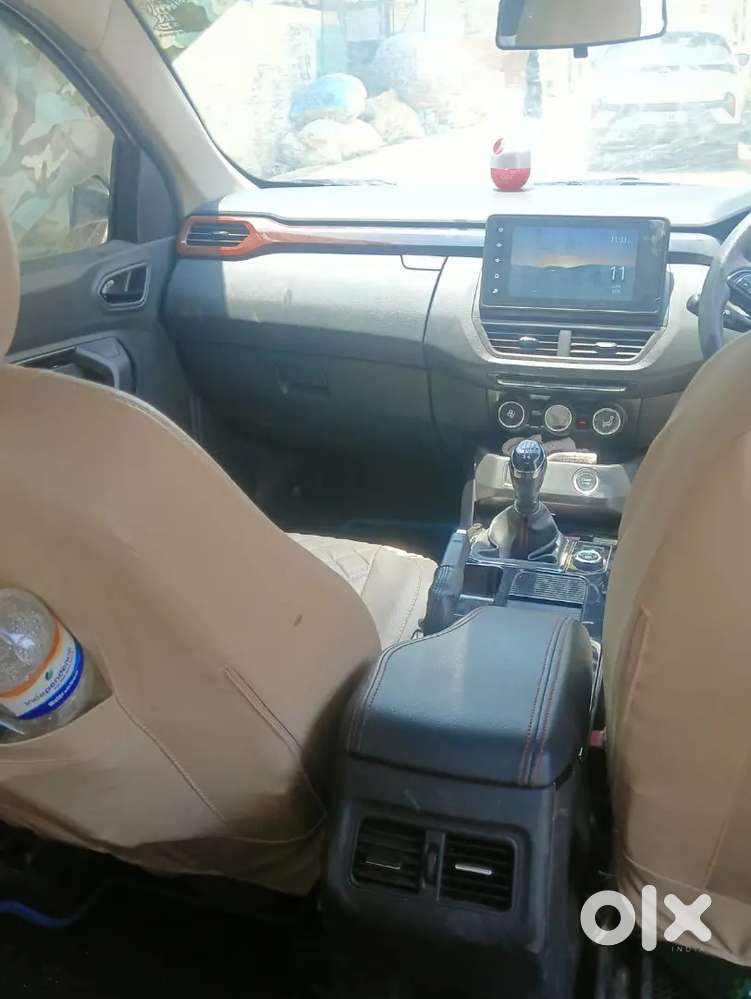 Renault Kiger Rxz November 2022 Petrol 18000 Km Driven