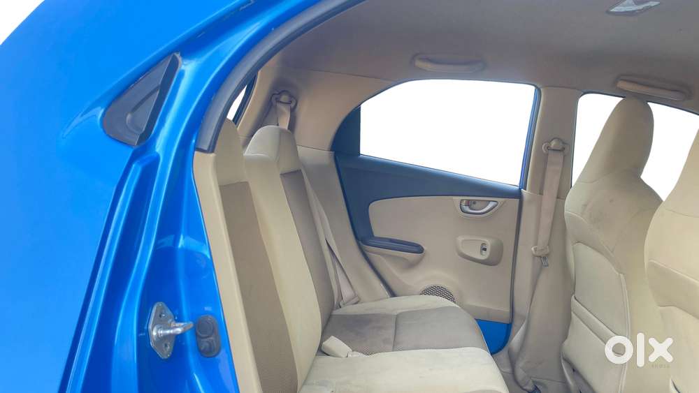 Honda Brio 2011-2013 V Mt, 2013, Petrol