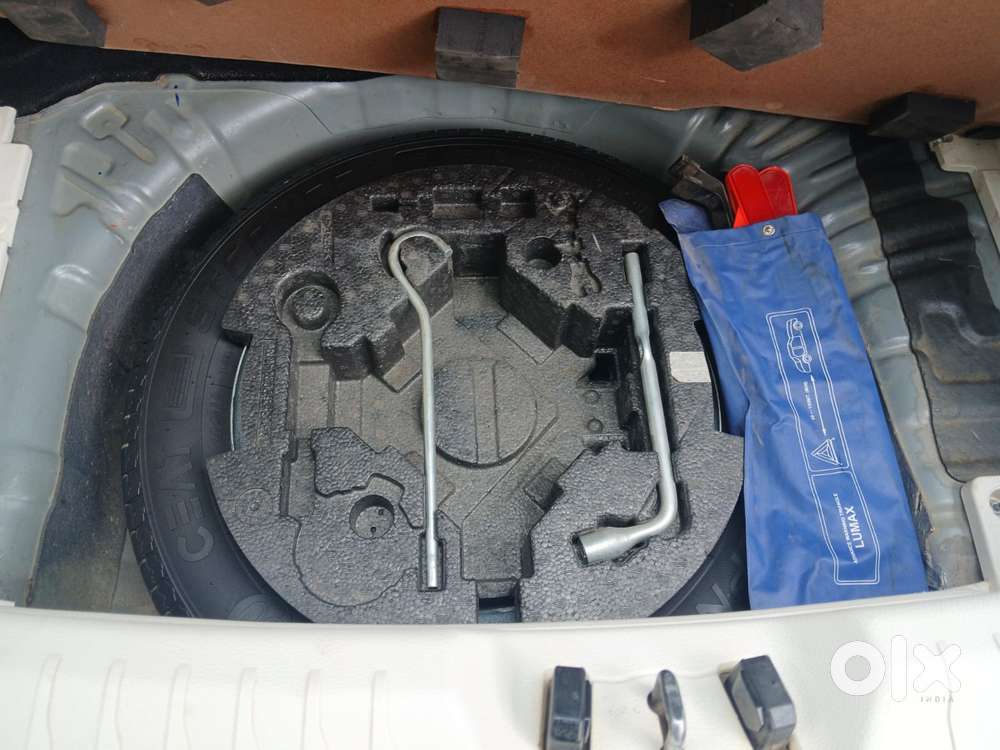 Mahindra Xuv 3xo Ax7l 1.2 Petrol At (pg), 2024, Petrol
