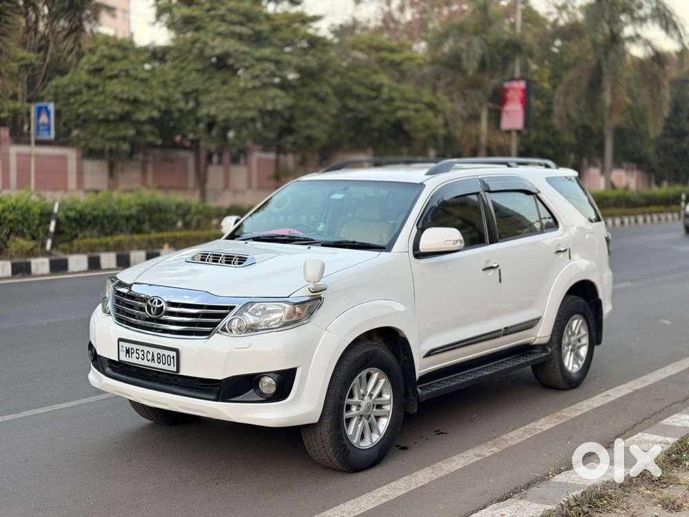 Toyota Fortuner 2011-2016 4x2 Manual, 2013, Diesel