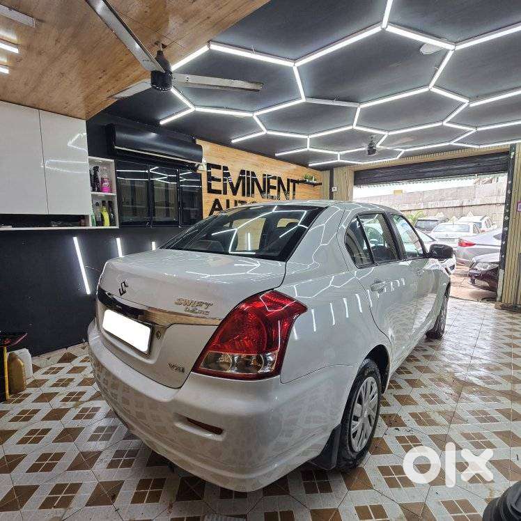 Maruti Suzuki Swift Dzire Vxi Optional, 2010, Petrol