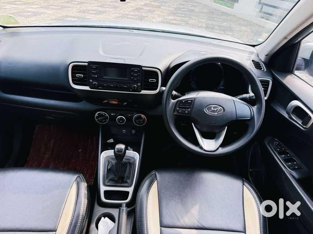 Hyundai Venue S 1.2 Petrol, 2019, Petrol