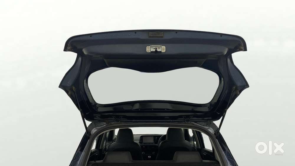 Hyundai Grand I10 Nios Sportz 1.2 Kappa Vtvt Dual Tone, 2019, Petrol