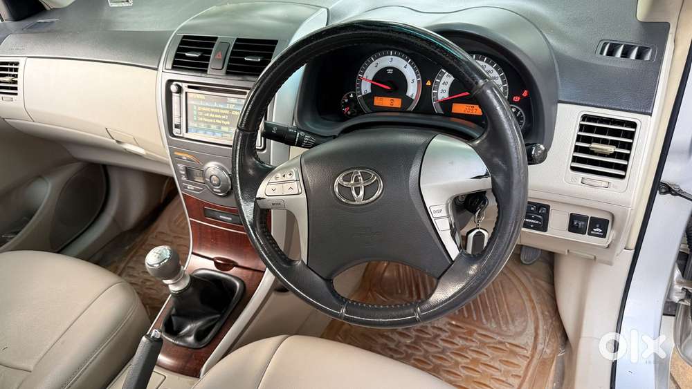 Toyota Corolla Altis 1.8g Limited, 2012, Diesel