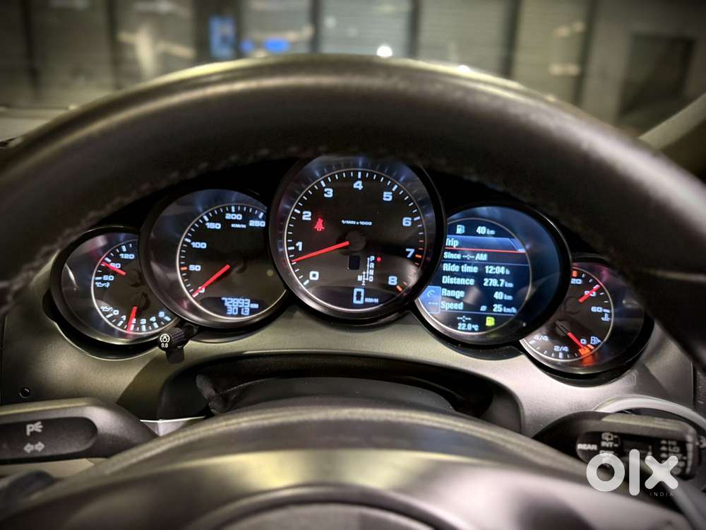 Porsche Cayenne Base, 2013, Petrol