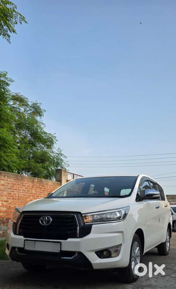 Toyota Innova Crysta 2.4 Gx Mt, 2018, Diesel