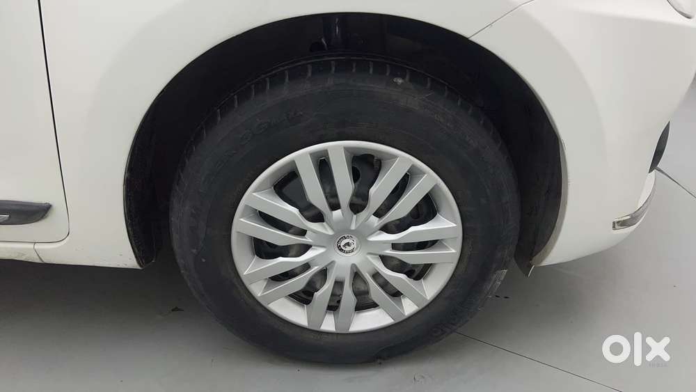 Maruti Suzuki Dzire 1.2 Vxi, 2019, Petrol