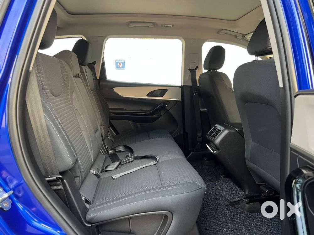 Mahindra Xuv700, 2025, Diesel