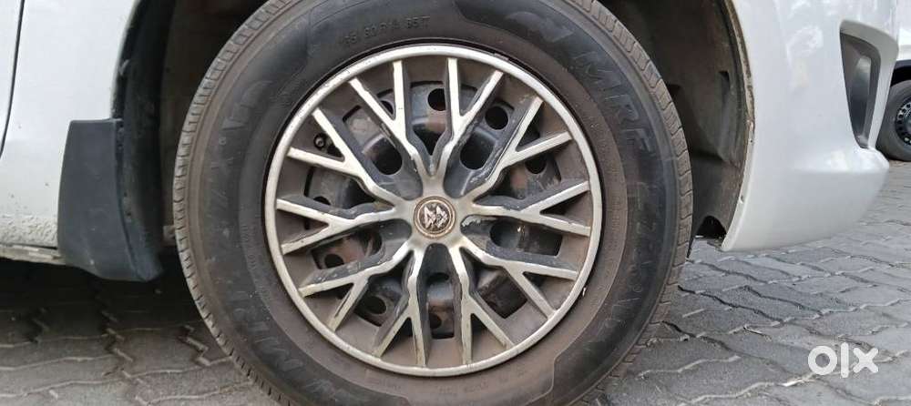 Maruti Suzuki Swift Vxi + Manual, 2014, Petrol