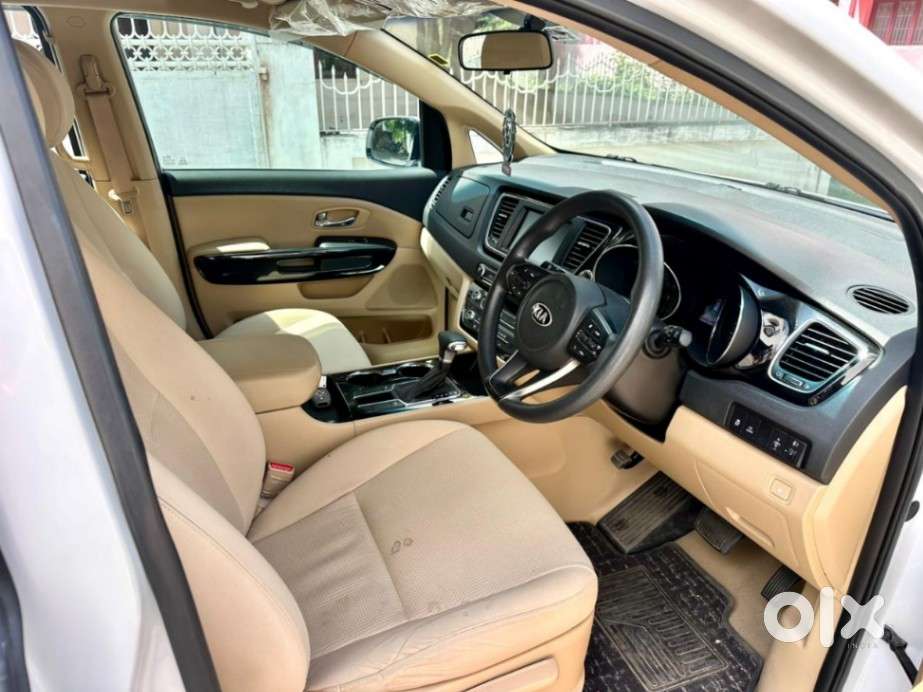 Kia Carnival Prestige, 2021, Diesel
