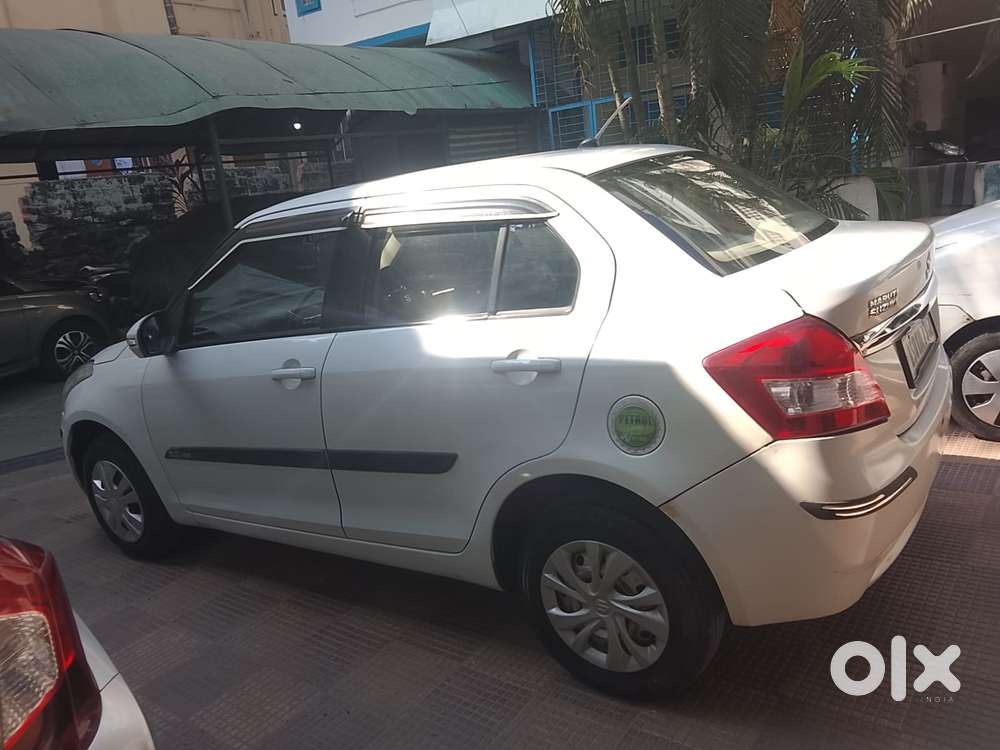 Maruti Suzuki Swift Dzire 1.2 Vxi Bsiv, 2014, Petrol