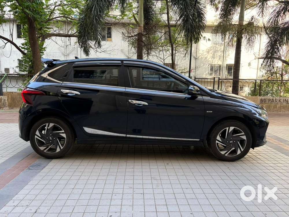 Hyundai I20 Sportz Ivt Petrol 2023 Automatic