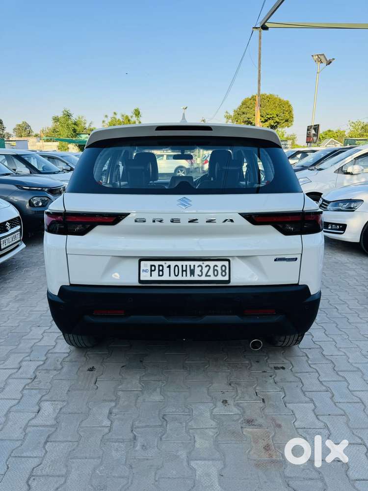 Maruti Suzuki Brezza 1.5 Vxi Smart Hybrid, 2022, Petrol