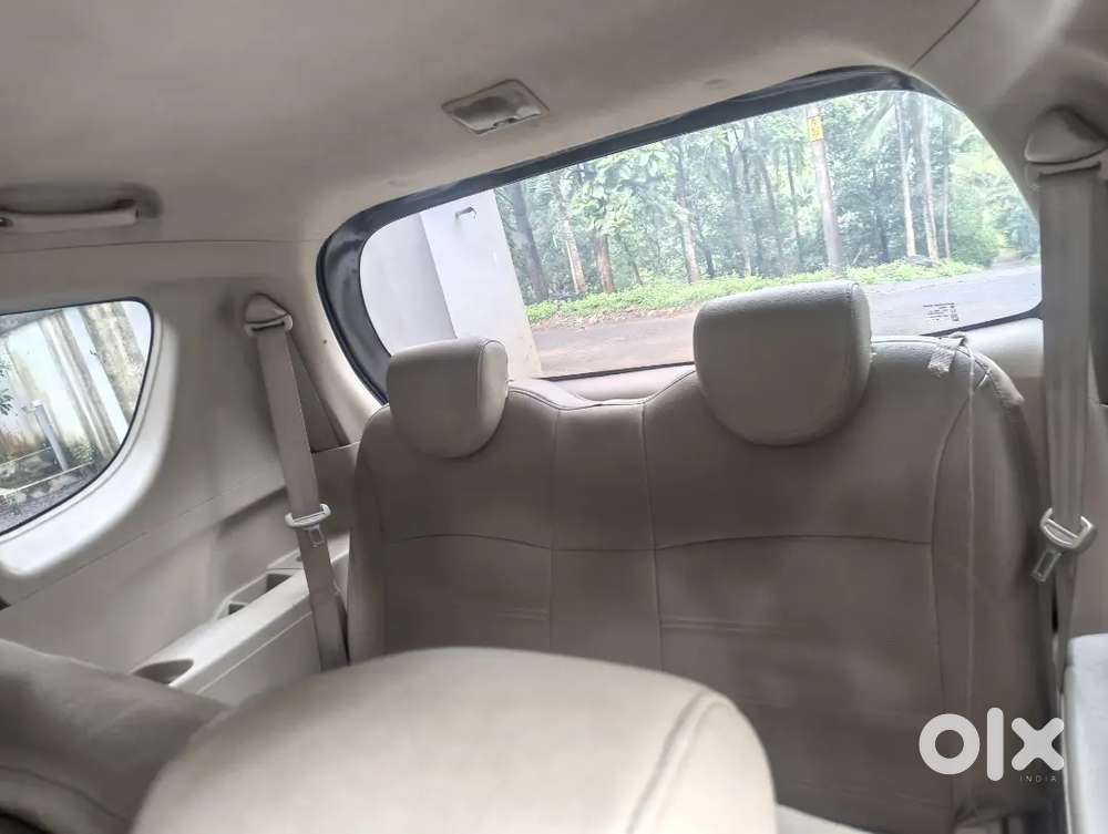 Maruti Suzuki Ertiga 2016