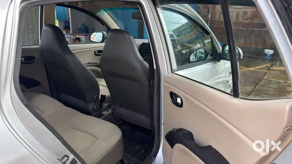 Hyundai I10 Sportz Petrol 2010