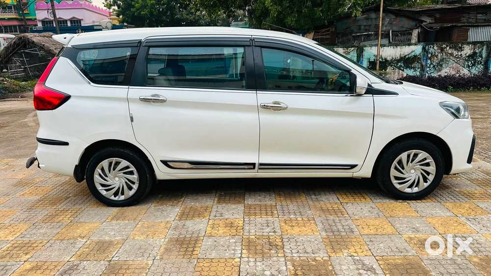 Maruti Suzuki Ertiga Vxi Cng, 2022, Cng & Hybrids
