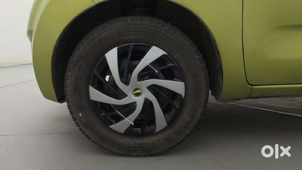 Datsun Redigo T Option, 2016, Petrol