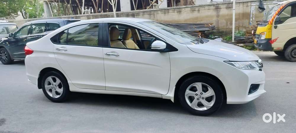 Honda City V Mt Exclusive, 2017, Petrol