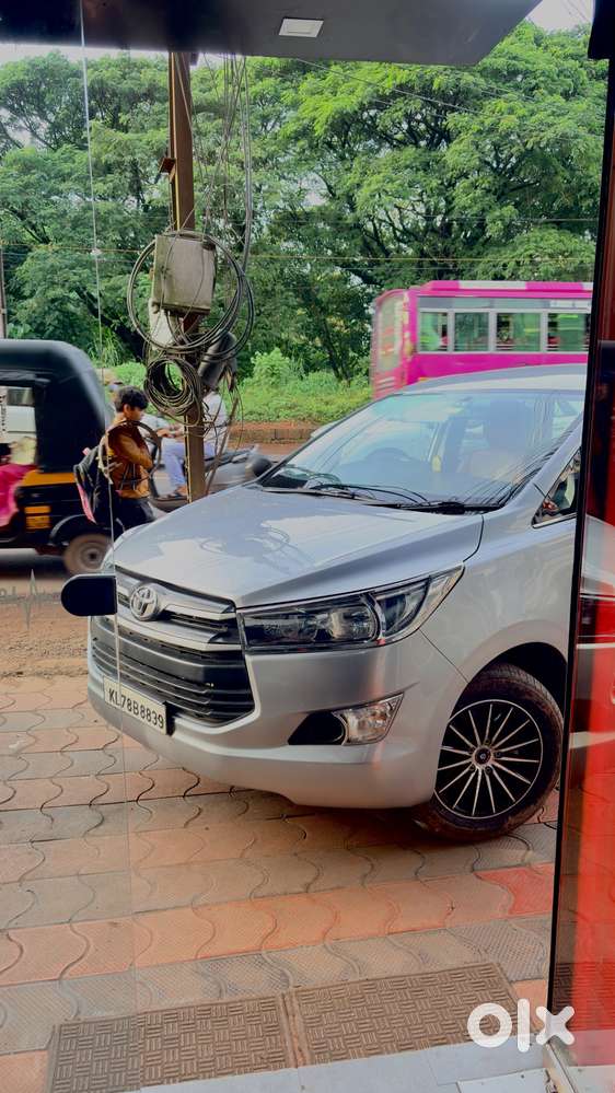 Toyota Innova Crysta 2018 G
