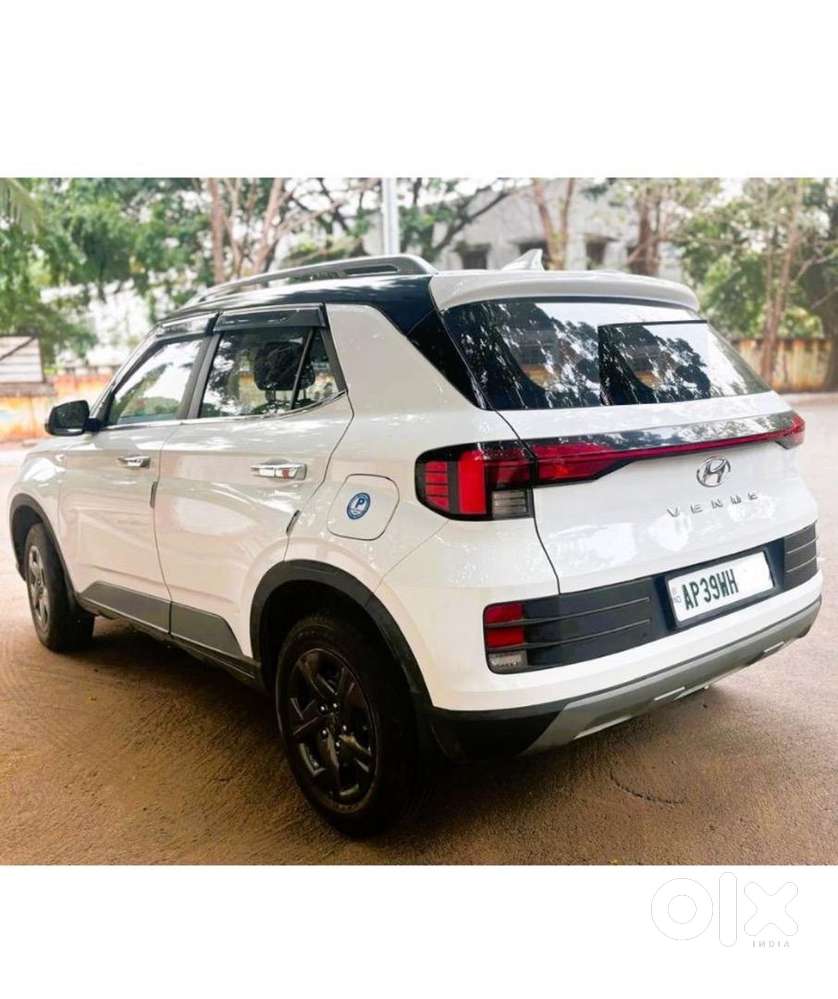 Hyundai Petrol Manual 2025