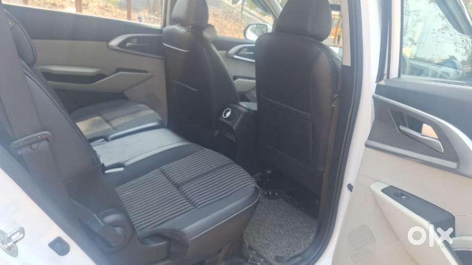 Kia Carens 1.4 Prestige 7 Str, 2023, Petrol