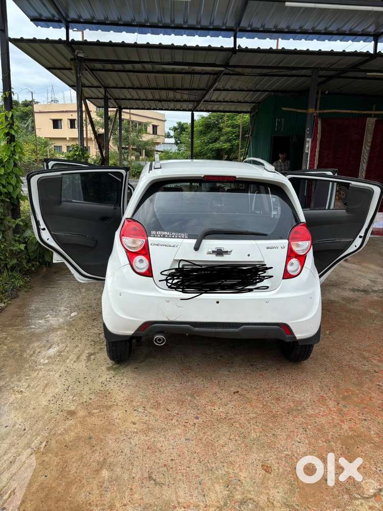Chevrolet Beat Petrol 2016