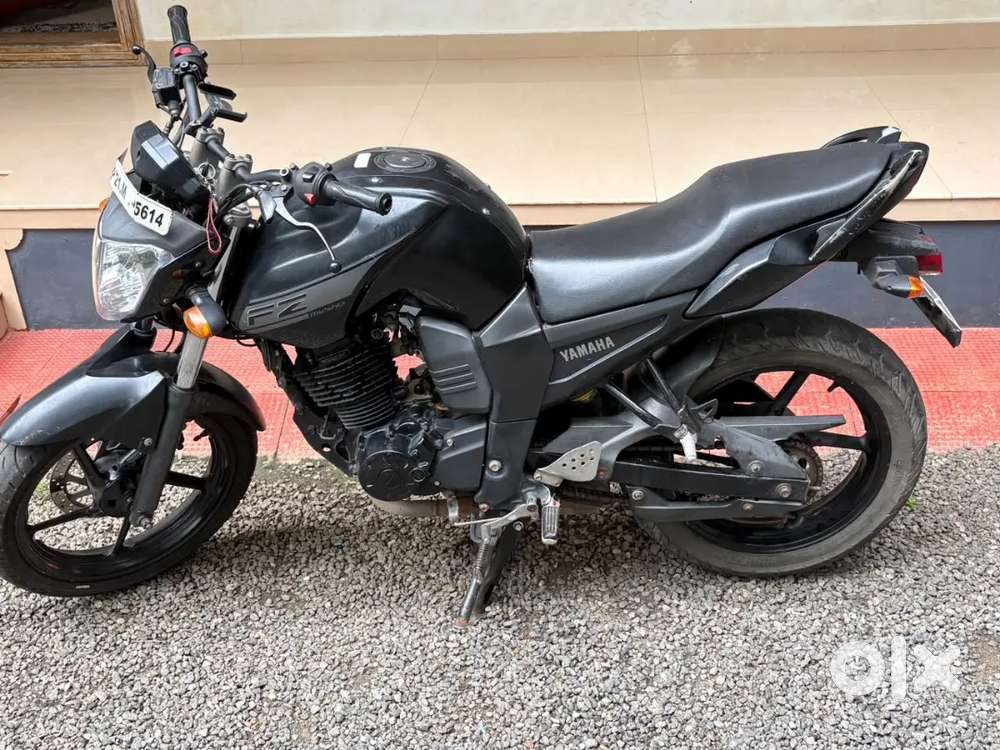 Yamaha FZ1 2016 model
