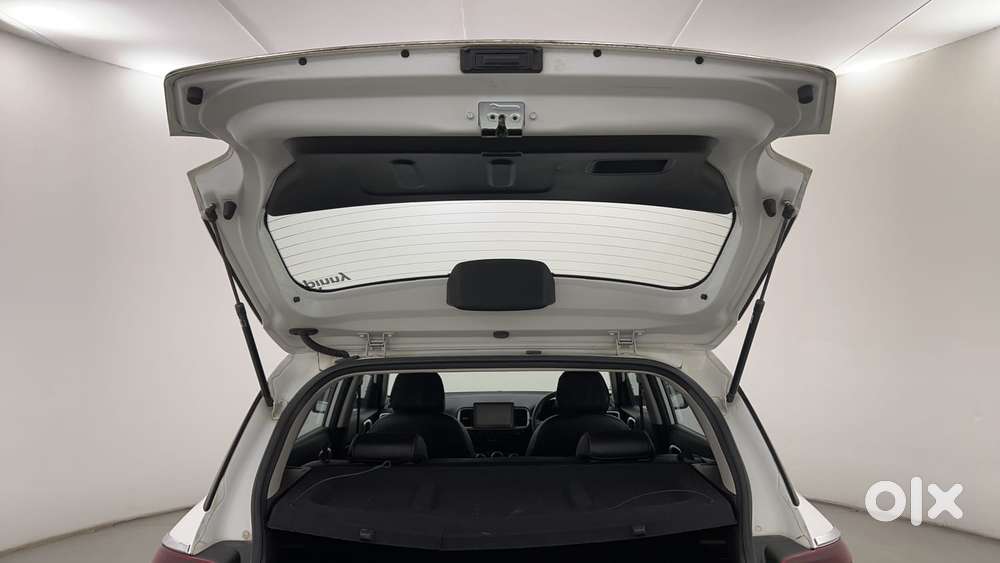 Hyundai Venue Sx Turbo, 2022, Petrol