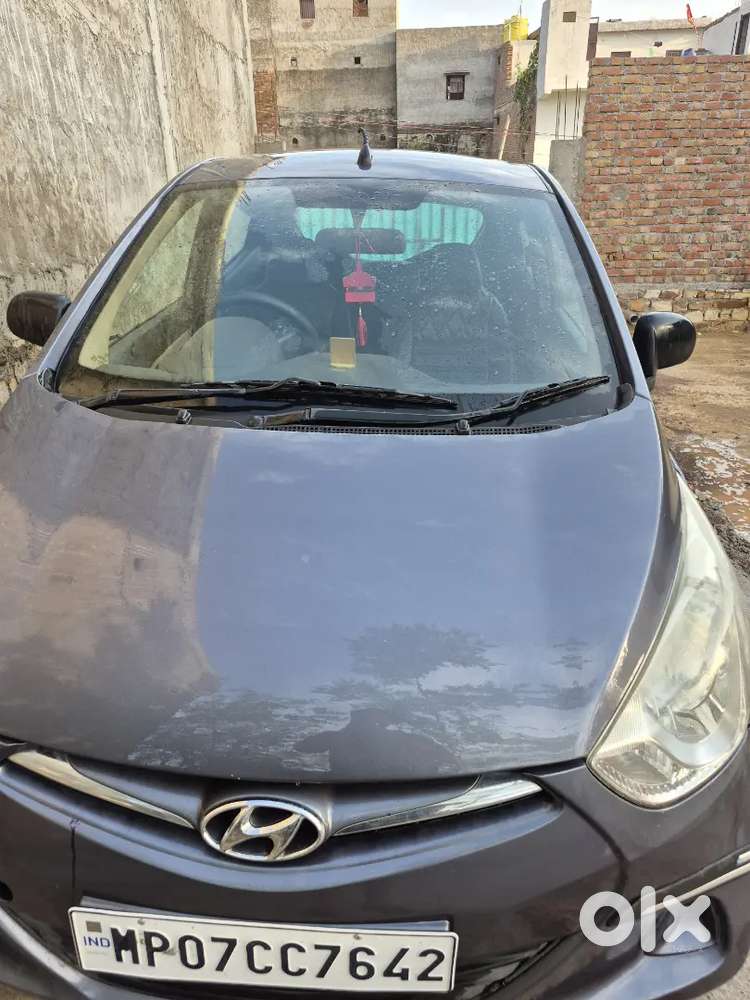 Hyundai Eon 2011 Petrol Well Maintained