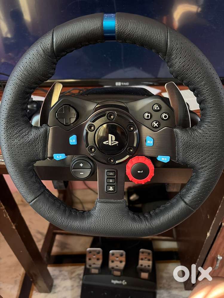 Logitech g29 10 days old with box and shifter